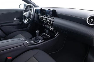 Mercedes-Benz CLA Mercedes-Benz CLA 200 Limousine | NAVI | CAMERA | ECC | VELGEN - afbeelding nr 4