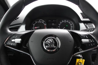 Škoda Fabia Skoda Fabia Combi 1.0 TSI DSG Ambition | Navigatie | App Connect | Camera | Cruise Control | Extra getint glas | Dab - afbeelding nr 13