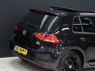 Volkswagen Golf [SCHUIFKANTELDAK, STOELVERWARMING, PDC V+A, CLIMATE CONTROL, BLUETOOTH TELEFOONVERBINDING, NAVIGATIE, NIEUWSTAAT] - afbeelding nr 20