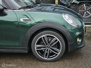 MINI Cooper Mini Mini 1.5 Cooper Serious Business Panorama/Navigatie/PDC - afbeelding nr 6