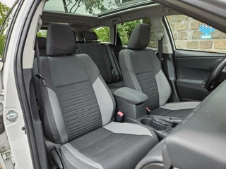 Toyota Auris Toyota Auris 1.8 Hybrid Dynamic, CAMERA, PANO DAK! - afbeelding nr 28