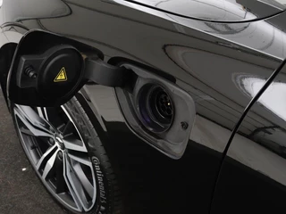 Volvo V60 Volvo V60 2.0 T8 Recharge AWD R-Design | Trekhaak |  Stoelverwarming | Camera | Harman/Kardon | Adaptive cruise | Memory | Carplay | Navigatie | 19'' lichtmetalen velgen - afbeelding nr 14