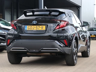 Toyota C-HR Toyota C-HR 2.0 Hybrid Dynamic I Camera I Dodehoekdetectie - afbeelding nr 2