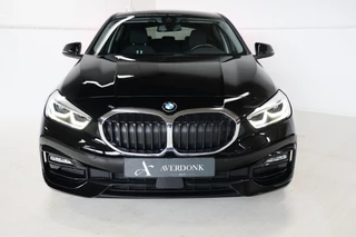 BMW 1 Serie BMW 1 Serie 118i Executive Business Aut. NAP/Sportstoelen/Live Cockpit Prof - afbeelding nr 10