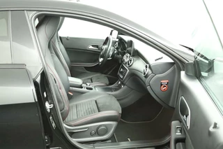 Mercedes-Benz CLA Mercedes CLA-klasse 180 Sport Automaat Airco Cruise Panodak - afbeelding nr 36