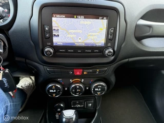Jeep Renegade Jeep Renegade 1.4 MultiAir 75th Anniversary AWD SKY-OPEN - afbeelding nr 19