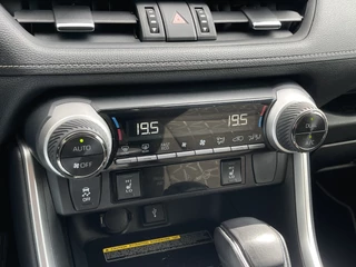 Toyota RAV4 Toyota RAV4 2.5 Hybrid Team D | CarPlay | Camera | ACC | LED | DAB+ | 18 inch - afbeelding nr 23