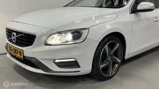 Volvo V60 Volvo V60 2.0 T4 R-design NL-AUTOMAAT / AUTOMAAT - afbeelding nr 4