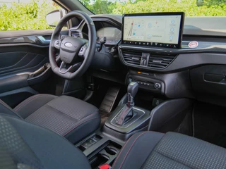 Ford Focus Ford Focus Wagon 1.0 EcoBoost 125PK Automaat ST-Line | NAVIGATIE | CRUISE CONTROL | - afbeelding nr 3