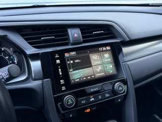 Honda Civic Honda Civic 1.0 i-VTEC Autom Cruise Led Carplay Camera 2018  Eerste Eigenaar Vol Opties Perfecte Staat - afbeelding nr 16