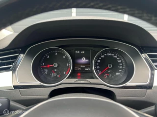 Volkswagen Passat Volkswagen Passat Variant 2.0 TDI Business Edition - afbeelding nr 14