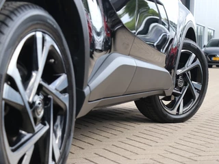 Toyota C-HR Toyota C-HR 2.0 Hybrid Dynamic I Camera I Dodehoekdetectie - afbeelding nr 6