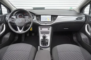 Opel Astra Opel Astra Sports Tourer 1.0 Turbo Edition / Trekhaak / Open dak / PDC / Navi / DAB+ - afbeelding nr 14