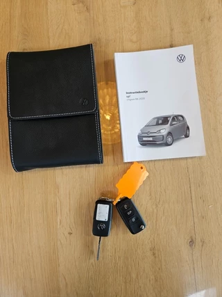 Volkswagen up! Volkswagen up! Up 1.0 / Camera / Cruise / Clima / NL Auto - afbeelding nr 40