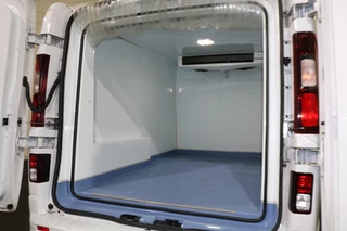 Renault Trafic Renault Trafic 2.0 dCi 120pk L1 H1 Koelwagen Dag en Nacht Airco Navigatie Trekhaak - afbeelding nr 12
