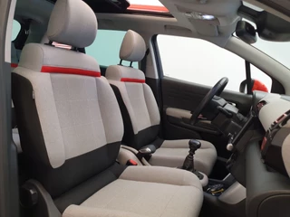 Citroën C3 Aircross Citroën C3 Aircross 1.2 PureTech S&S Live Trekhaak, Panoramadak, Cruise control - afbeelding nr 4