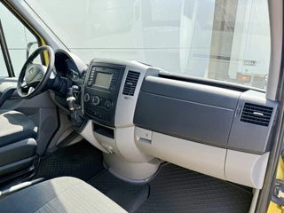 Mercedes-Benz Sprinter Mercedes-Benz Sprinter 319 3.0 CDI V6 V6 Automaat L2H2 Climate Control Cruise Control Trekhaak Camera Stoelverwarming - afbeelding nr 9