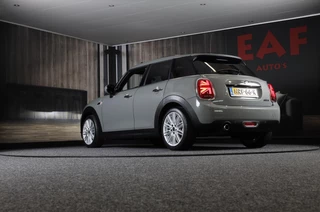 MINI Cooper Mini Mini 1.5 Cooper Chili 5 Deurs / AUT / Navi / Camera / Cruise Control / Open Pano / Led / Pdc / 17 Inch - afbeelding nr 3