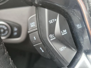 Ford Transit Connect Ford Transit Connect 1.5 EcoBlue L2 Limited | Zeer veel opties! oa aut.airco | Adapt cruise | Camera | Blindspot | Trekhaak| BeschermingLaadruimte - afbeelding nr 11