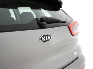 Kia Niro Kia Niro 1.6 GDi Hybrid ExecutiveLine Aut. *LEATHER-FABRIC | NAVI-FULLMAP | KEYLESS | CAMERA | COMFORT-SEATS | DIGI-COCKPIT | LANE-ASSIST | ECC | CARPLAY | PDC | 16''ALU* - afbeelding nr 23