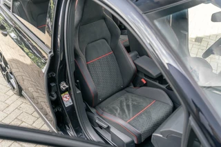 Volkswagen Golf Volkswagen Golf 2.0 TSI GTI Clubsport Pano HK DSG LED HUD - afbeelding nr 33