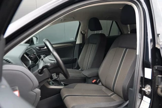 Volkswagen T-Roc Volkswagen T-Roc 1.0 TSI Style Business Navi Clima CarPlay  ACC Getint glas 17-Inch Nl-Auto NAP! - afbeelding nr 5