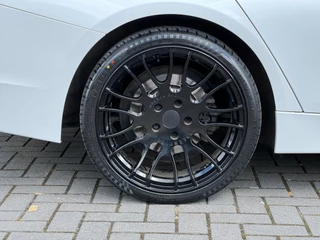 BMW 3 Serie BMW 320i LCI Touring 184PK AUT LED Pano Groot Navi Trekhaak - afbeelding nr 16