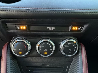 Mazda CX-3 Mazda CX-3 2.0 SkyActiv-G 120 GT-Luxury|Keyless|Cruise|Camera|Stoelverwarming|Leder/stof|Bluetooth| - afbeelding nr 19