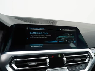 BMW 3 Serie BMW 3-serie Touring 330e 293pk Sport Line | Full LED | Carplay | Stoel/stuurverwarming | Trekhaak - afbeelding nr 34