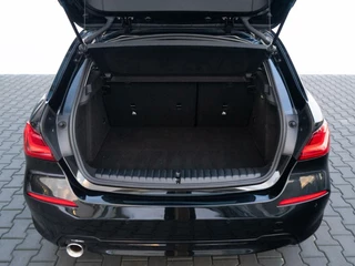 BMW 1 Serie BMW 1-serie 118i Automaat 140pk Executive Sport Edition | Carplay | Sportstoelen | Full LED - afbeelding nr 44