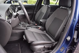 Opel Astra Opel Astra Sports Tourer 1.2 Elegance | 130PK | AGR Stoelen | Park Assist - afbeelding nr 11