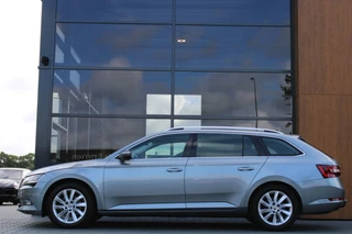 Škoda Superb Skoda Superb Combi 1.6TDI Automaat |Canton | Trekhaak | Stoelverwarming - afbeelding nr 2