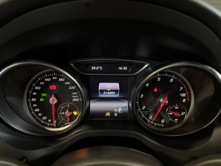 Mercedes-Benz CLA Mercedes-Benz CLA Shooting Brake 180 Business Solution Automaat | Full LED | Sportstoelen | Navi | Stoelverwarming | Camera - afbeelding nr 23