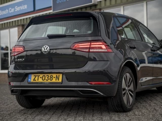 Volkswagen e-Golf Volkswagen e-Golf 136pk | Navi Discover Pro | Warmtepomp | LED koplampen | Apple Carplay & Android Auto | Stoelverwarming - afbeelding nr 39