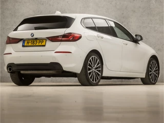 BMW 1 Serie Automaat (VIRTUAL COCKPIT, APPLE CARPLAY, GROOT NAVI, STUUR/STOELVERWARMING, ADAPTIVE CRUISE, LEDER, CAMERA, SPORTSTOELEN, DAB+, GETINT GLAS, NIEUWSTAAT) - afbeelding nr 5