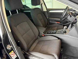Volkswagen Passat Volkswagen Passat Variant 1.5 TSI CL Bns AUtomaat NAP Led carplay PDC Virtual cockpit - afbeelding nr 15