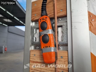 Iveco Daily Iveco Daily 35S18 Automaat Bakwagen Laadklep Zijdeur ACC LED Camera Lat om Lat Airco Cruise Meubelbak Koffer 22m3 Airco - afbeelding nr 7