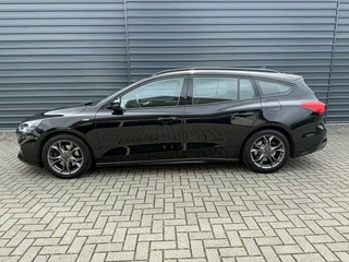 Ford Focus Ford Focus Wagon 1.5 EcoBoost ST Line Automaat Carplay Trekhaak - afbeelding nr 2