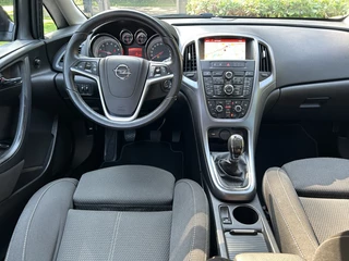 Opel Astra Opel Astra Sports Tourer 1.4 Turbo 140pk Edition Navi, Clima, Trekhaak, LMV - afbeelding nr 2