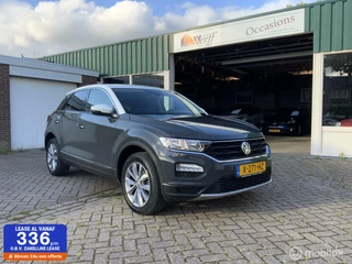 Volkswagen T-Roc Volkswagen T-Roc 1.5 TSI,LED,VIRTUEEL,ELEKTR,ACHTERKLEP,STOELVERW,CARPLAY,NAV,150pk. - afbeelding nr 1