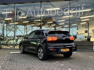 Kia e-Niro Kia e-Niro ExecutiveLine 64kWh Clima Cruise Leder Dealer NAP - afbeelding nr 9