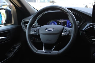 Ford Kuga Ford Kuga 2.5 PHEV ST-Line X |  Trekhaak | Panoramadak | elektrische achterklep | Adaprive Cruise control | dodehoeksensoren | camera | head up display | adaptive LED - afbeelding nr 16