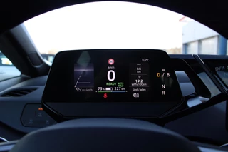 Volkswagen ID.3 Volkswagen ID.3 PRO 58 kWh | grote accu + snelladen! | Lichtmetaal 20'' | Parkeersensoren | Stoelverwarming | - afbeelding nr 19