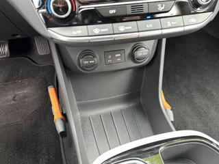 Hyundai IONIQ Hyundai IONIQ Comfort EV Full electric Navi/Camera Airco/ECC - afbeelding nr 27