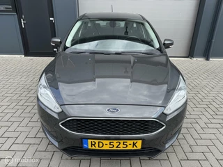 Ford Focus Ford Focus 1.5 TDCI ST-Line - afbeelding nr 2