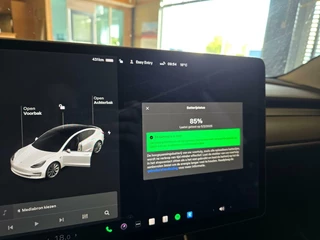 Tesla Model 3 Tesla Model 3 Long Range AWD 75 kWh black&white chrome delete uitstraling! autopilot dual motor stoelverwarming v+a panodak - afbeelding nr 24