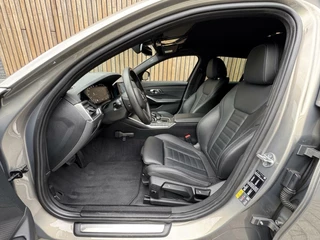 BMW 3 Serie BMW 3-serie Touring 330e Automaat | Leer | Adaptieve cruise control | DAB radio | Getint glas | LED verlichting | Stoelverwarming | Audio installatie | Apple CarPlay | Parkeersensoren voor en achter - afbeelding nr 8