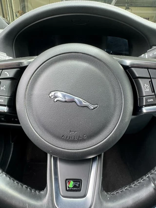 Jaguar XF Jaguar XF 2.0 200pk Automaat R-Sport,Portfolio,Navi,Xenon,18