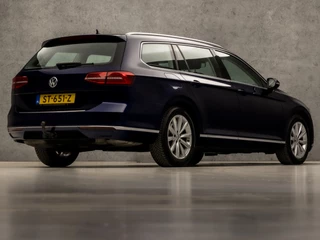 Volkswagen Passat Volkswagen Passat Variant 1.4 TSI ACT Highline 150Pk Automaat (APPLE CARPLAY, GROOT NAVI, CLIMATE, STOELVERWARMING, SPORTSTOELEN, KEYLESS, ADAPTIVE CRUISE, TREKHAAK, PARKEERSENSOREN, NIEUWSTAAT) - afbeelding nr 5