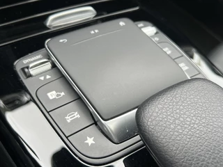 Mercedes-Benz CLA Navigatie Trekhaak Panoramadak Elek. Stoelen Leer Stoelverwarming DAB Keyless Getint Glas  NL Auto BTW - afbeelding nr 26